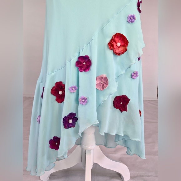 Jessica Light Blue Asymmetrical Dress Size 14 Floral Appliqué Made in Canada - Picture 2 of 6